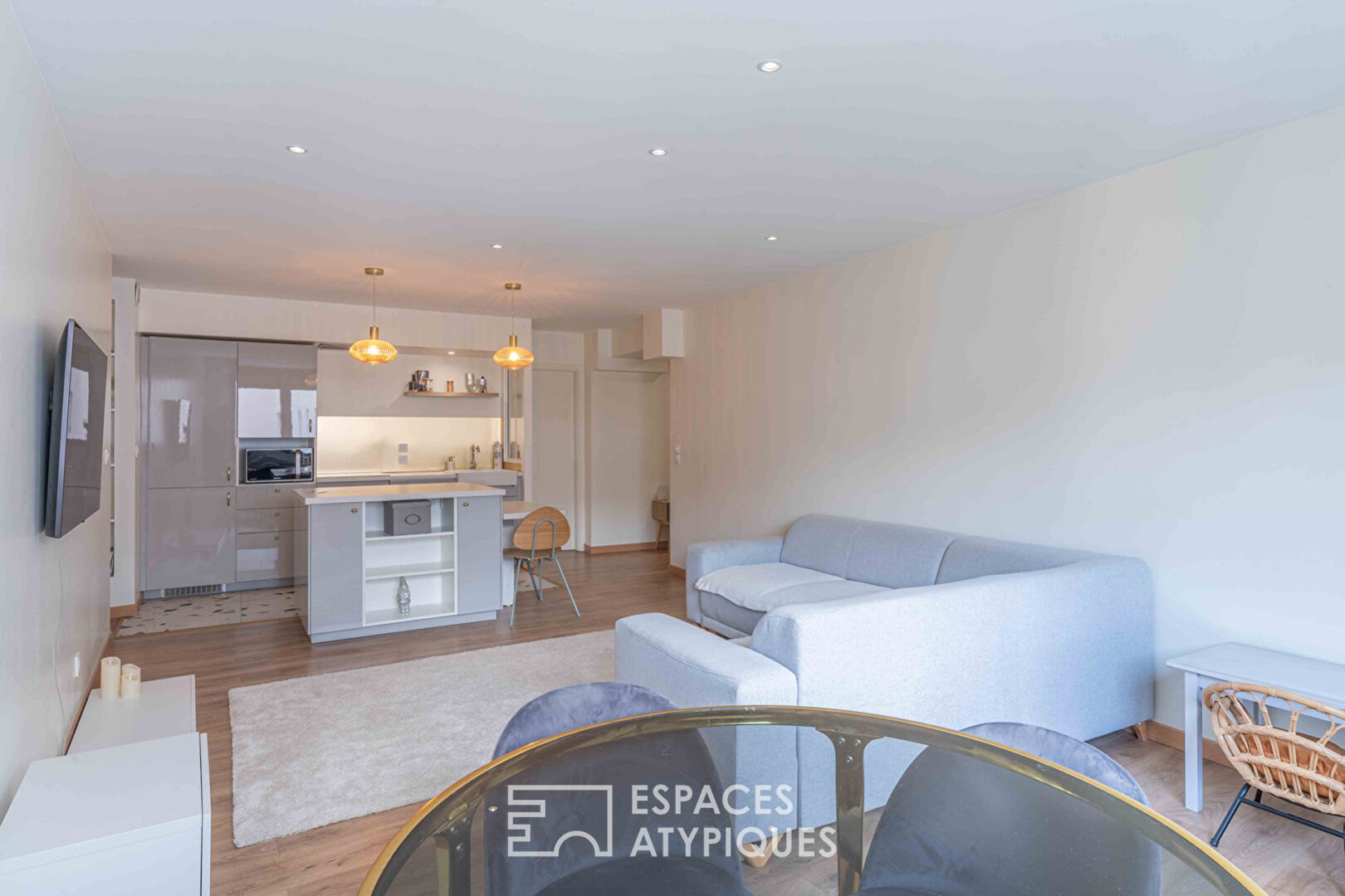 Renovated flat in the heart of the historic centre