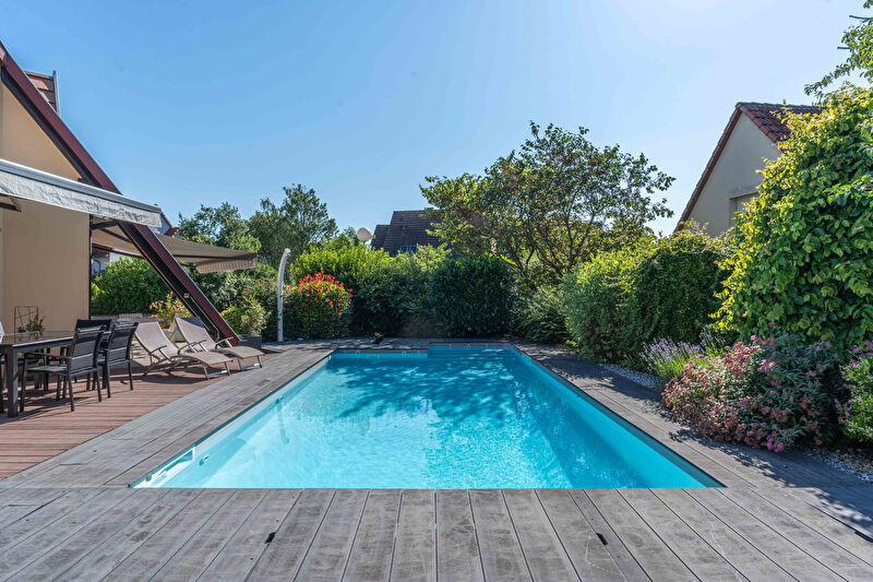 Maison d’architecte avec piscine aux portes de Strasbourg