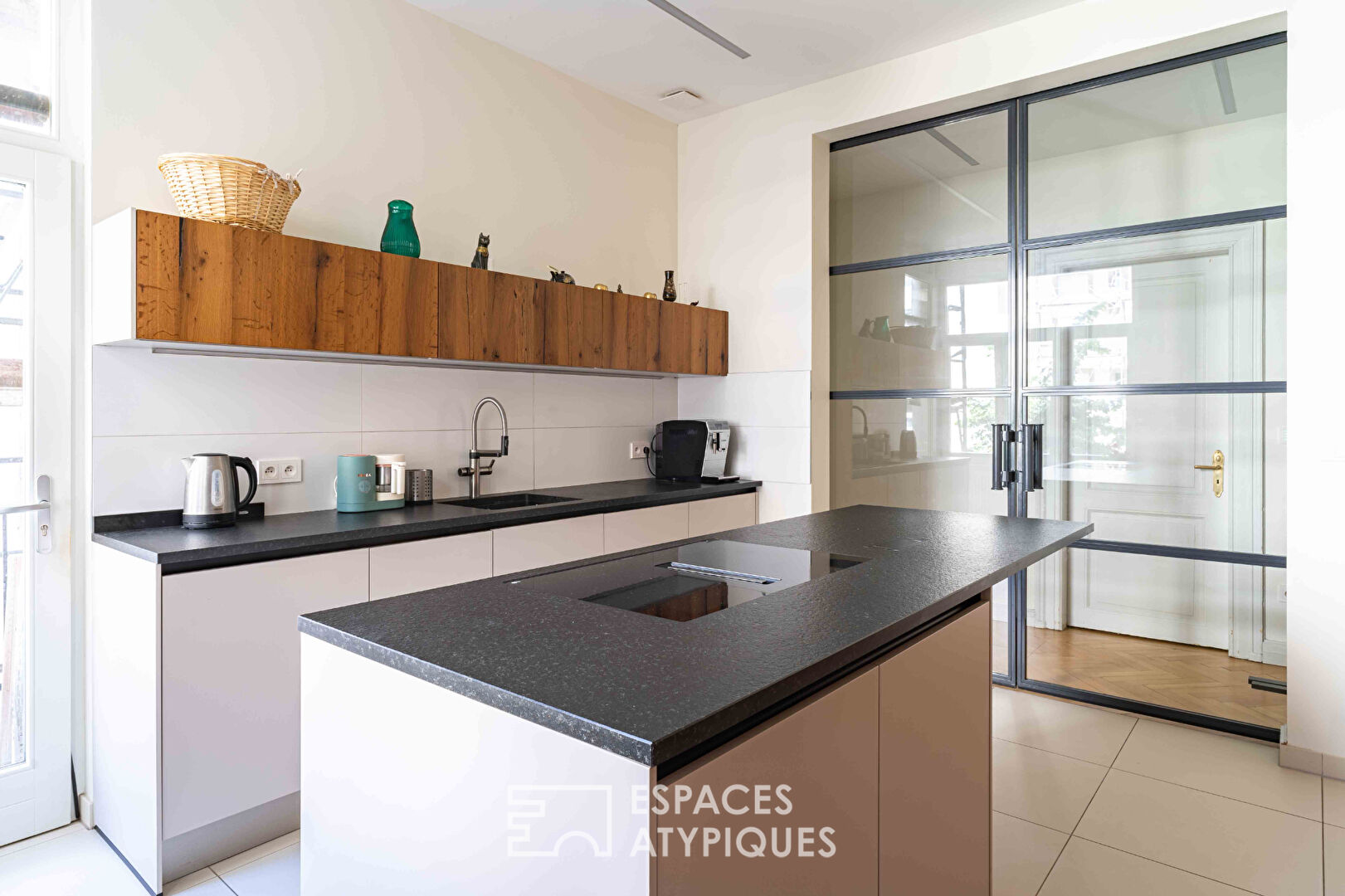 Renovated bourgeois flat just a stone’s throw from the Orangerie