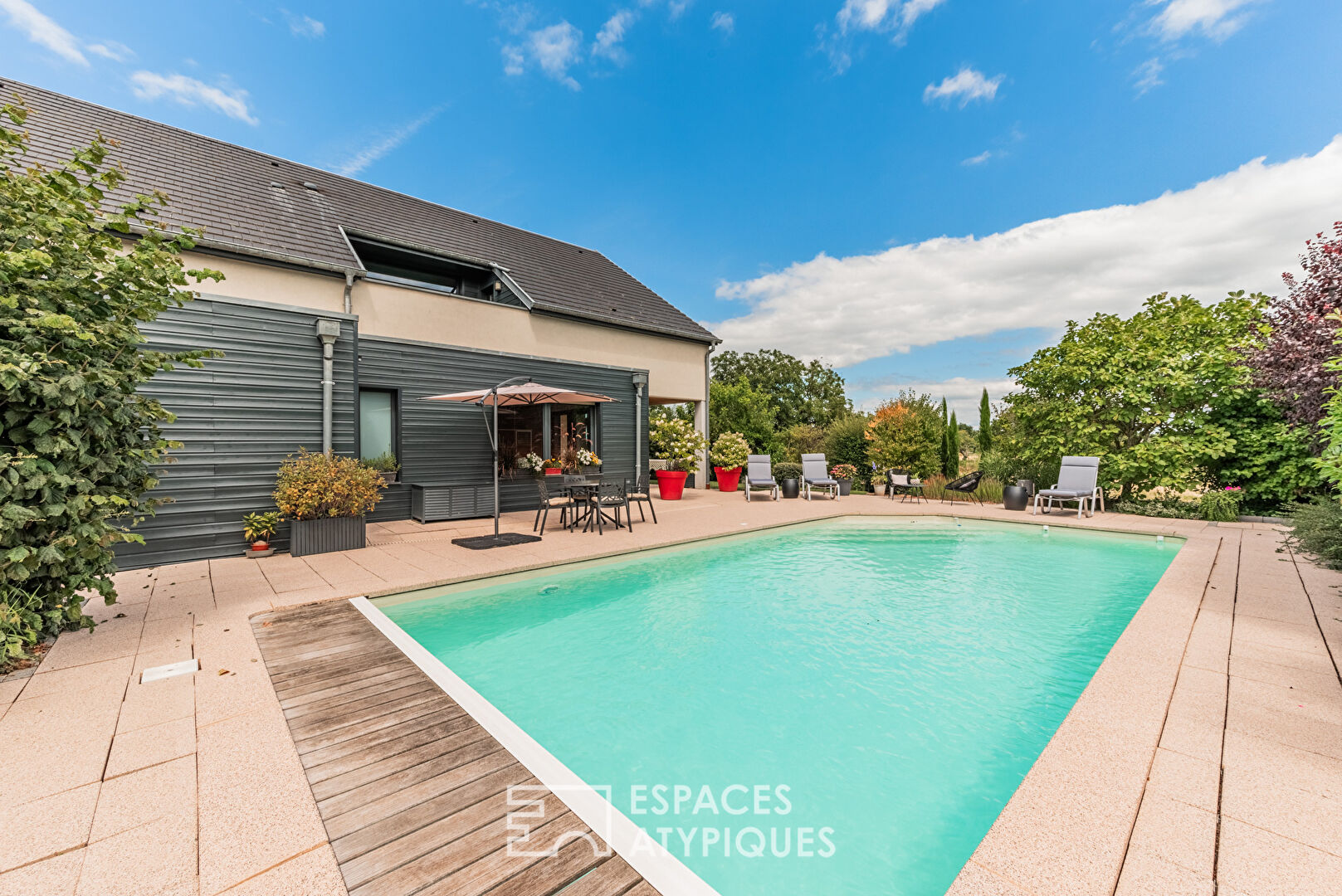 Maison d’architecte et sa piscine