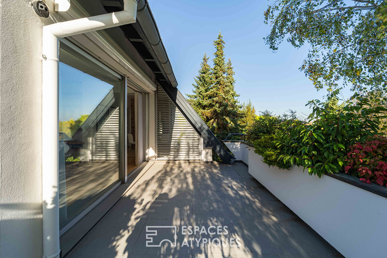 Maison d’architecte à la vue imprenable