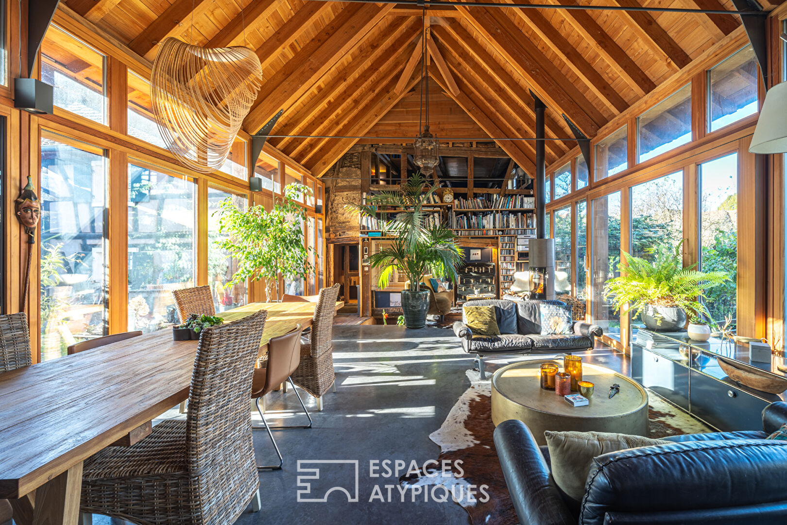Alsatian house and barn renovated by an architect