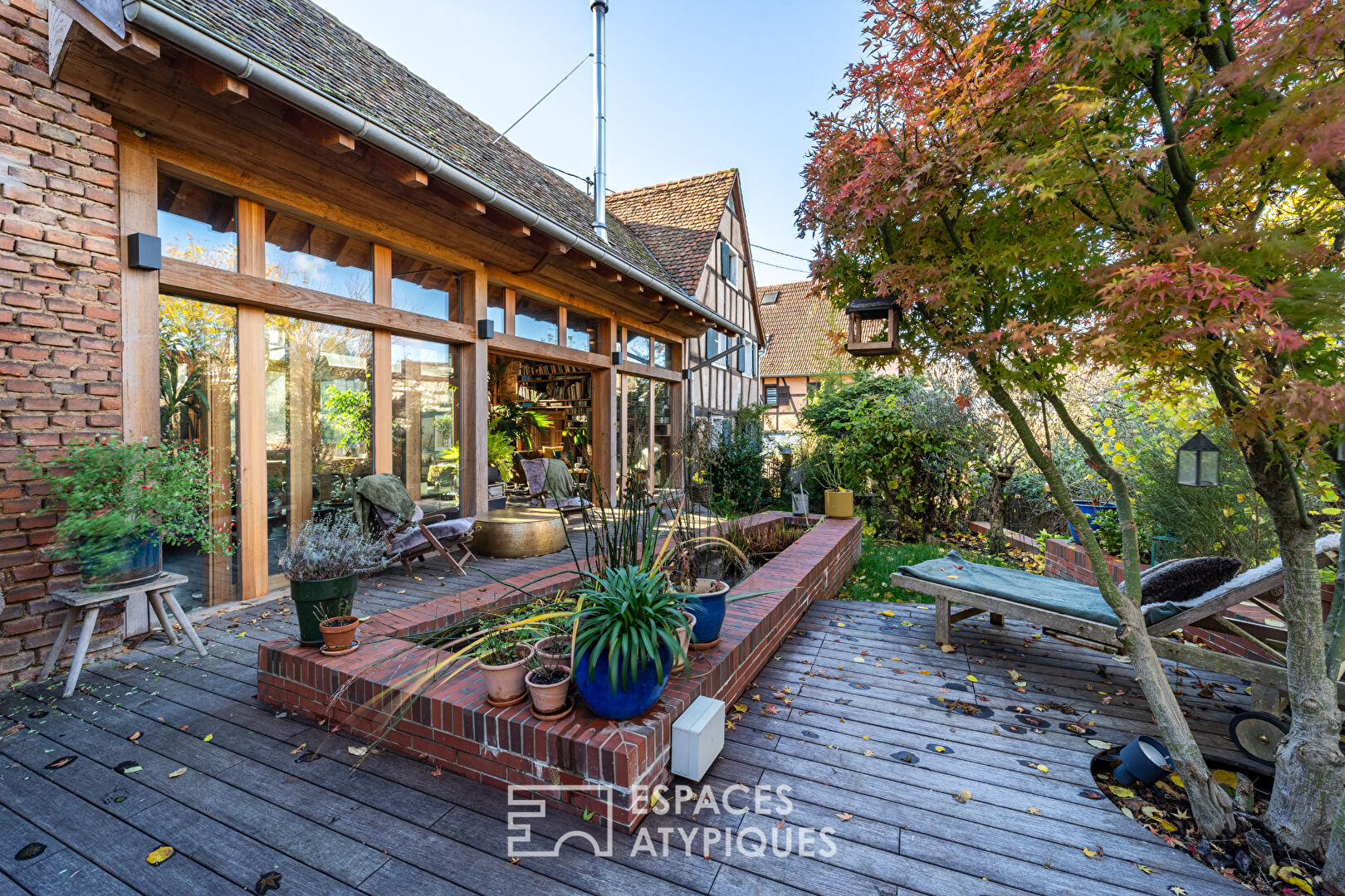 Alsatian house and barn renovated by an architect