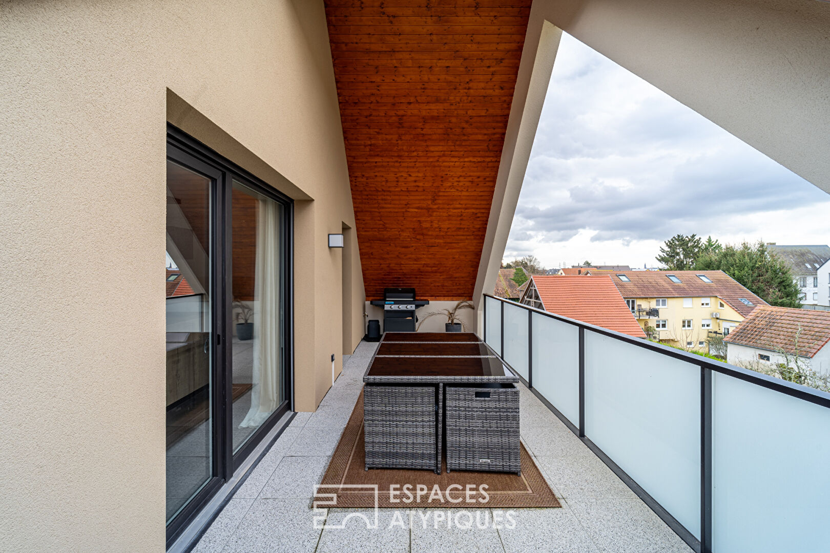 Contemporary top floor apartment with terrace