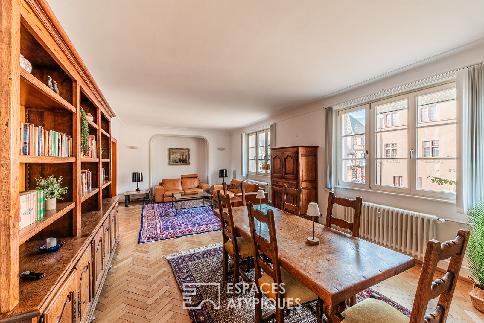 Character apartment in the heart of the historic center