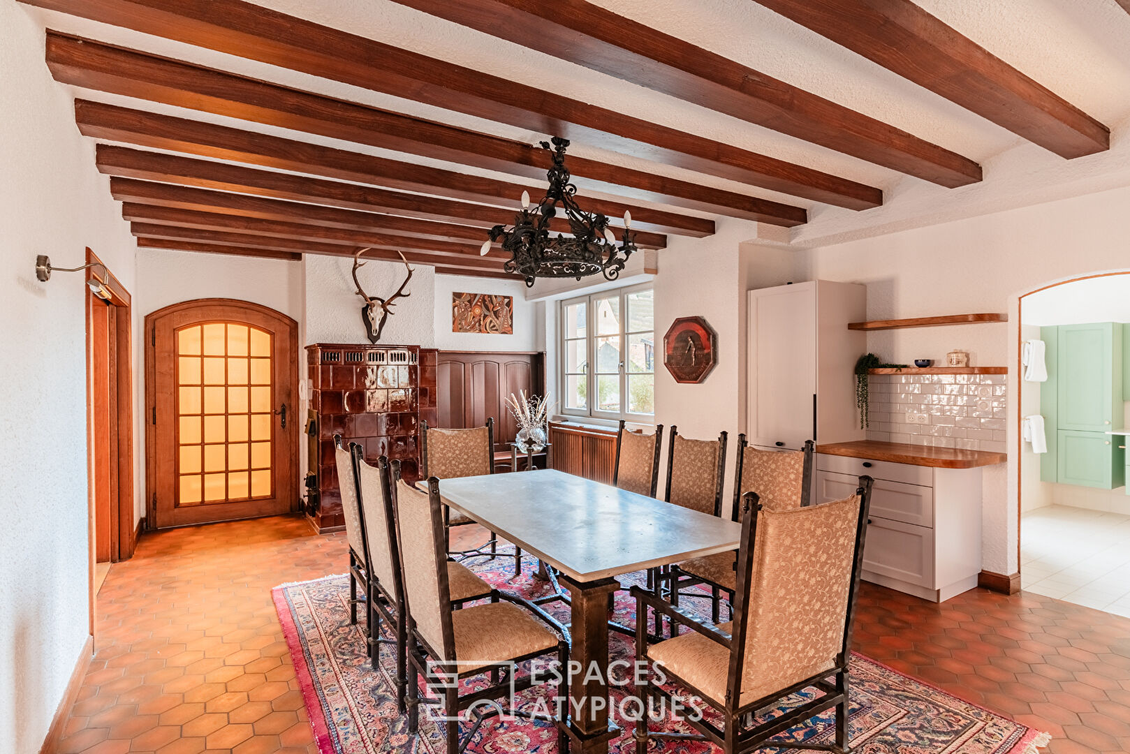 Character apartment in the heart of the historic center