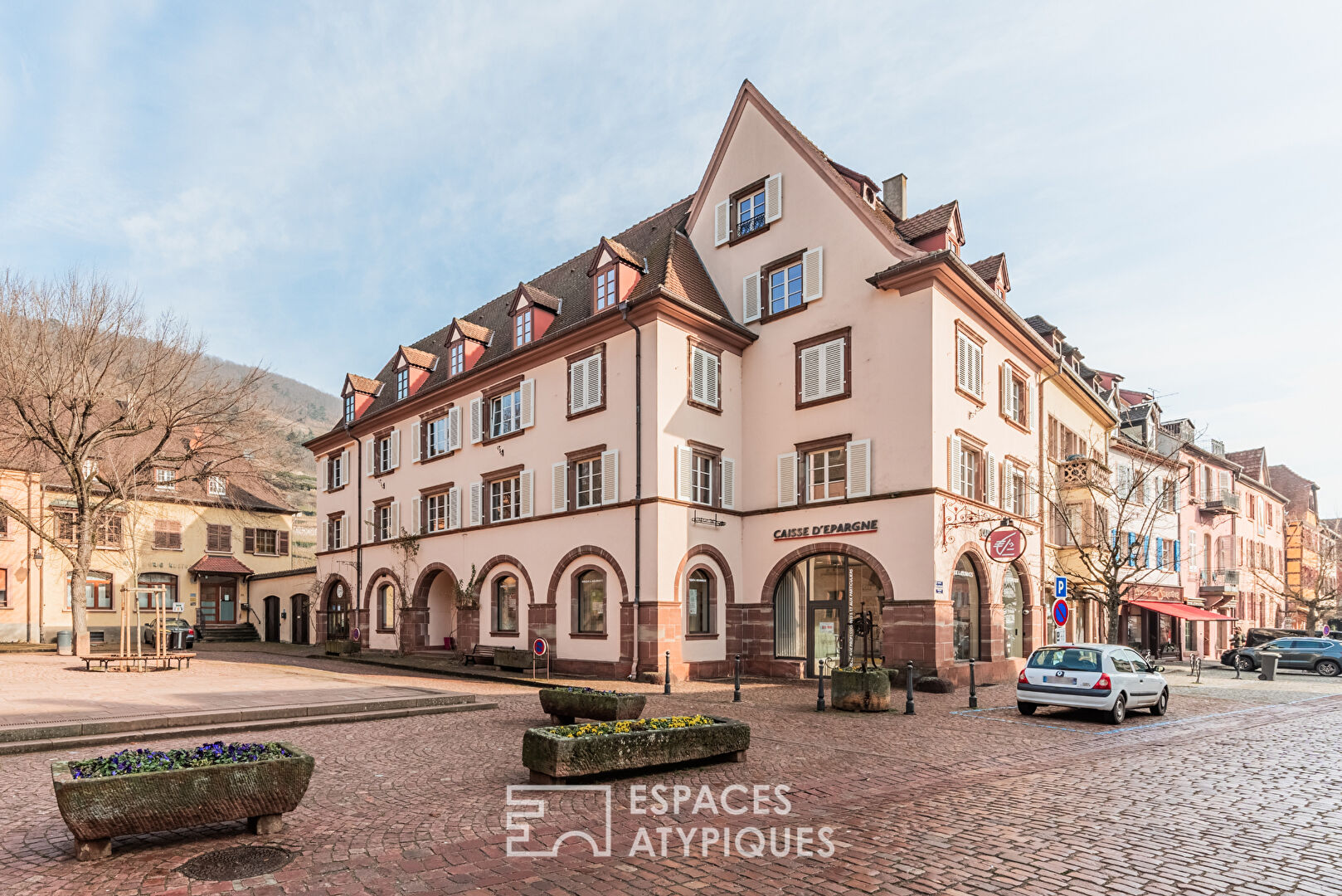 Character apartment in the heart of the historic center