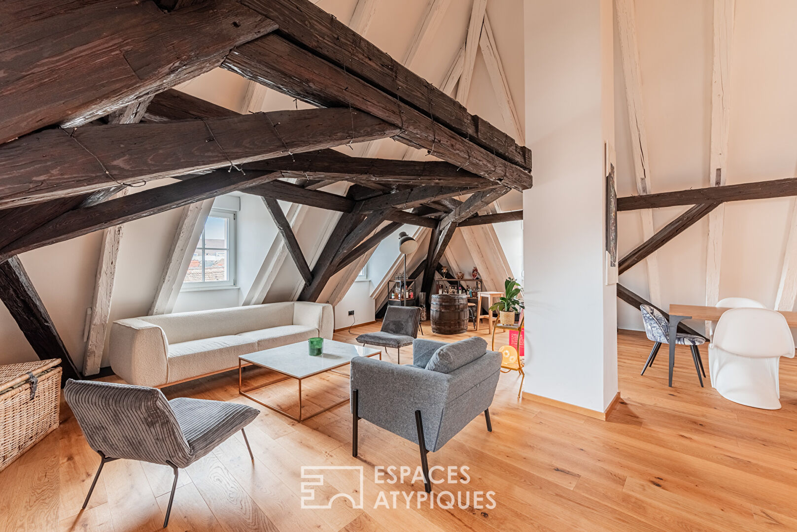 Charming flat under the roof of the Krutenau