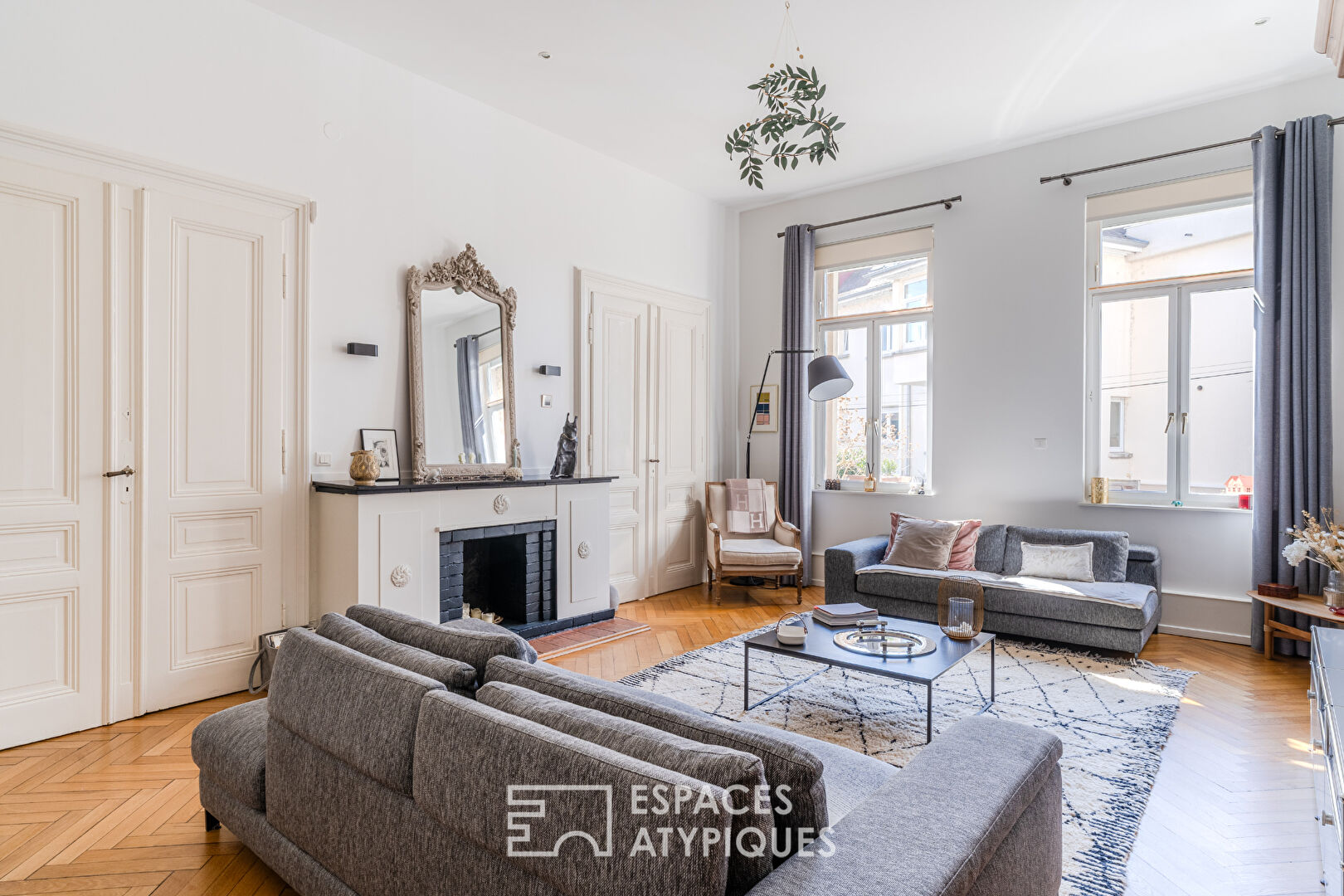 Appartement bourgeois de standing à proximité du Parc de l’Orangerie