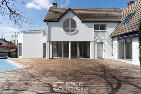 Architect-designed house with swimming pool in La Robertsau