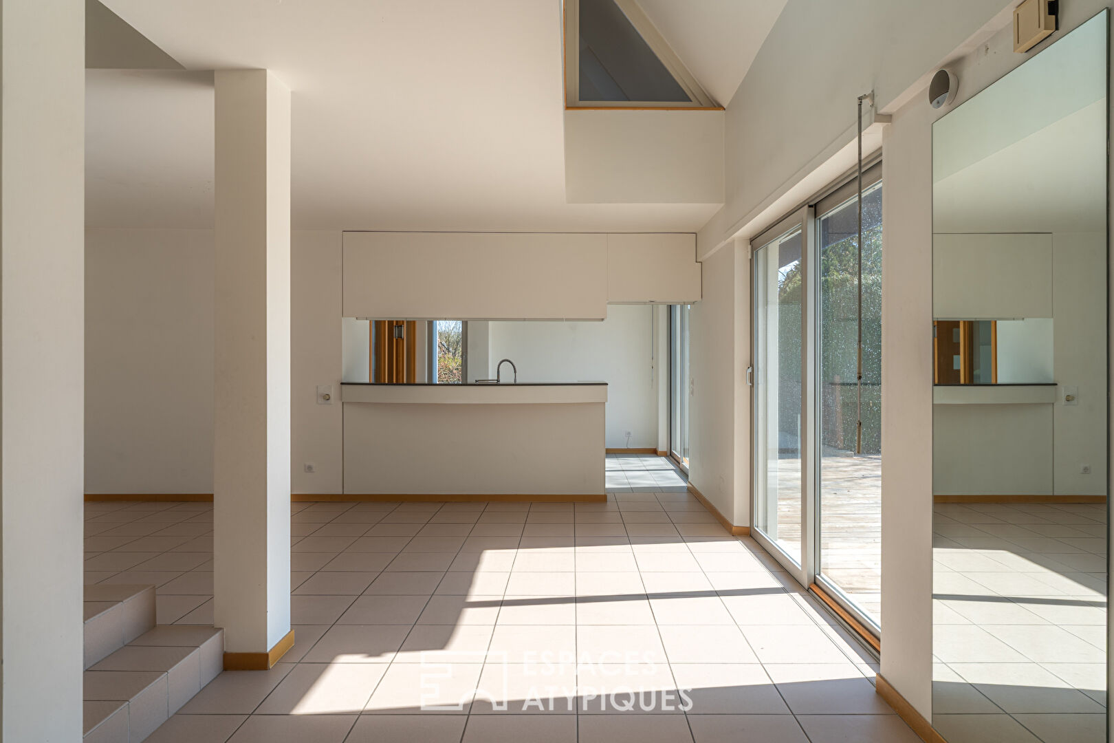 Architect-designed house with swimming pool in La Robertsau