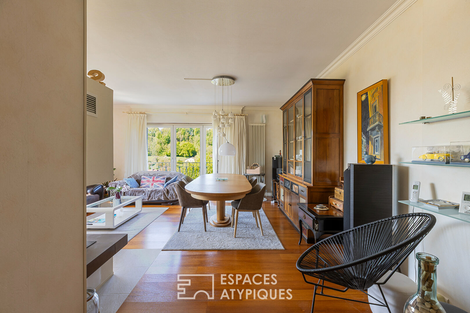 Maison familiale avec vue dégagée sur la verdure