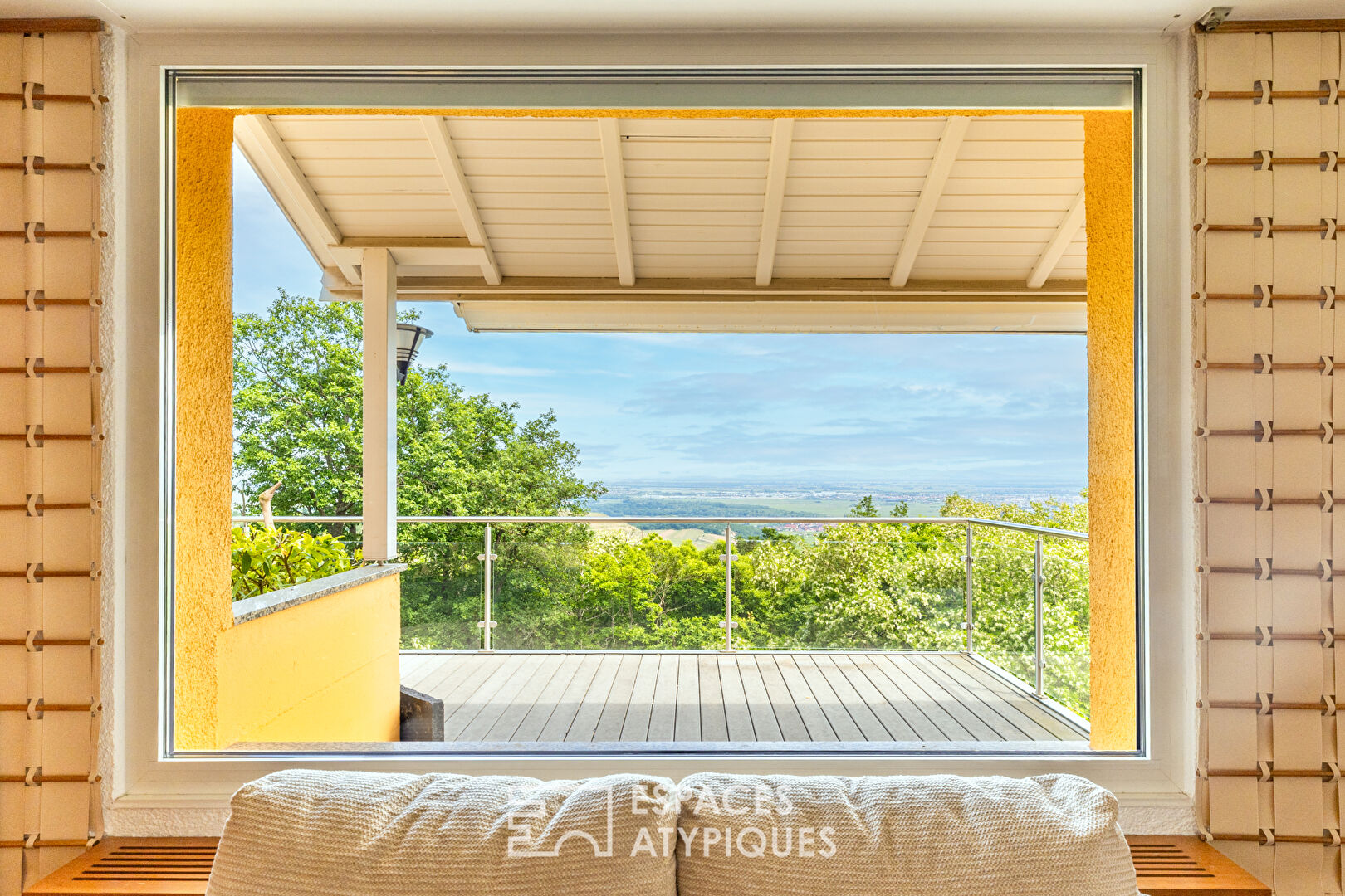Maison d’architecte avec piscine et vue imprenable sur la plaine d’Alsace