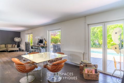 Maison rénovée avec piscine dans le quartier Le Corbusier