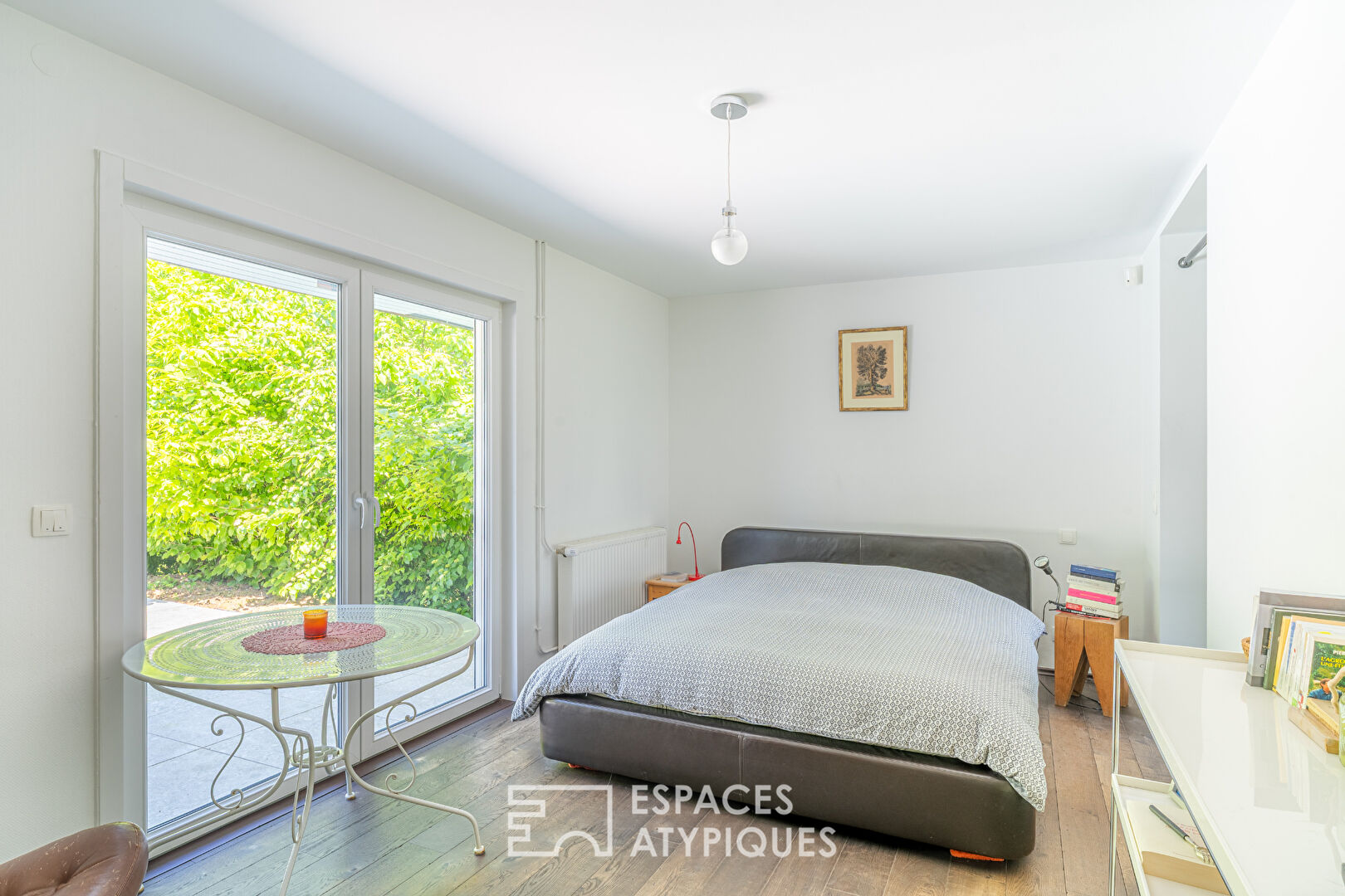 Maison rénovée avec piscine dans le quartier Le Corbusier