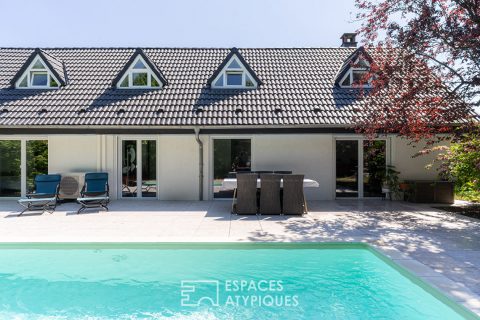 Maison rénovée avec piscine dans le quartier Le Corbusier