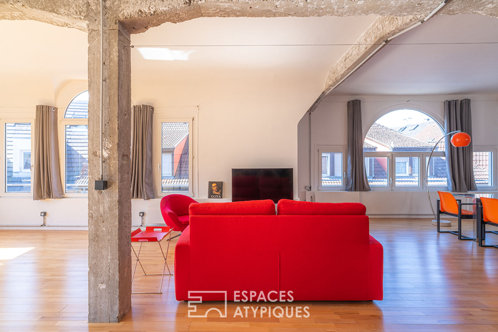 Loft en dernier étage en coeur de ville