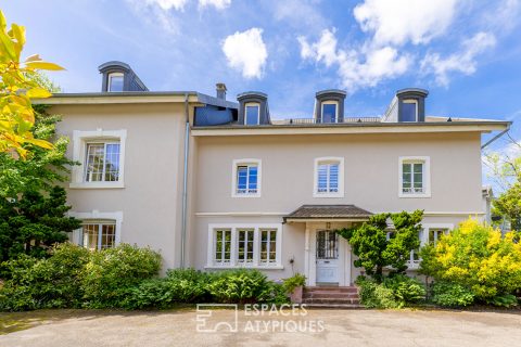 Maison de maître rénovée dans son magnifique parc arboré