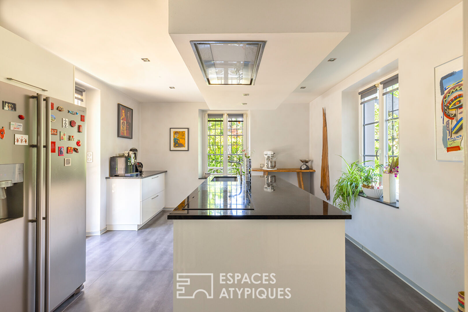 Maison de maître rénovée dans son magnifique parc arboré