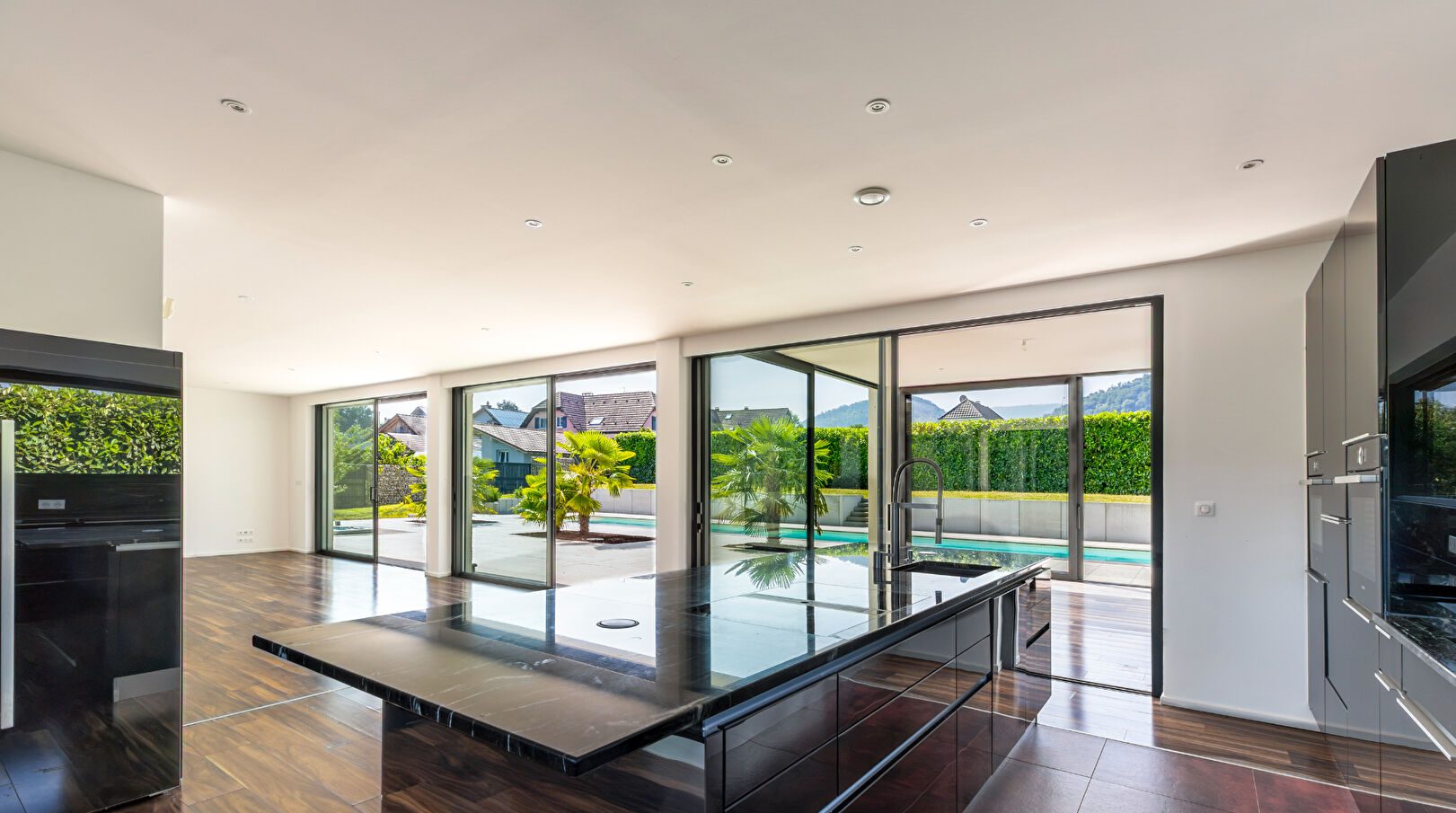 Villa contemporaine aux portes de la Suisse