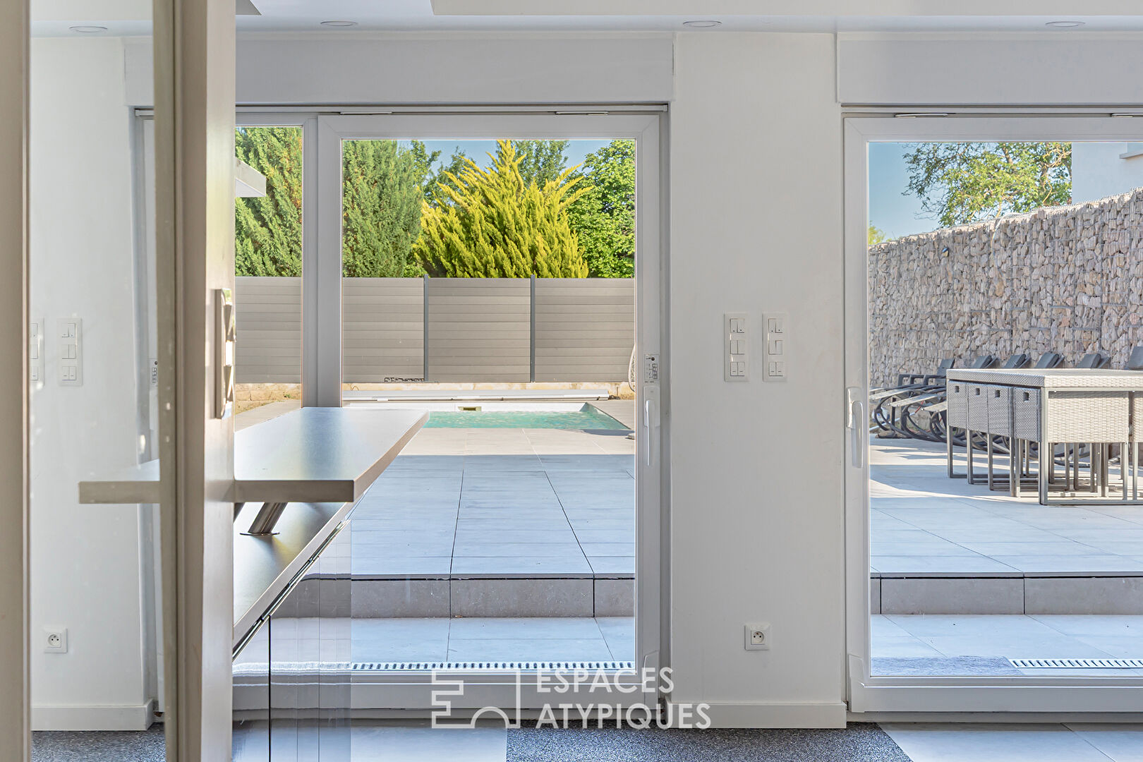 Renovated family home with swimming pool