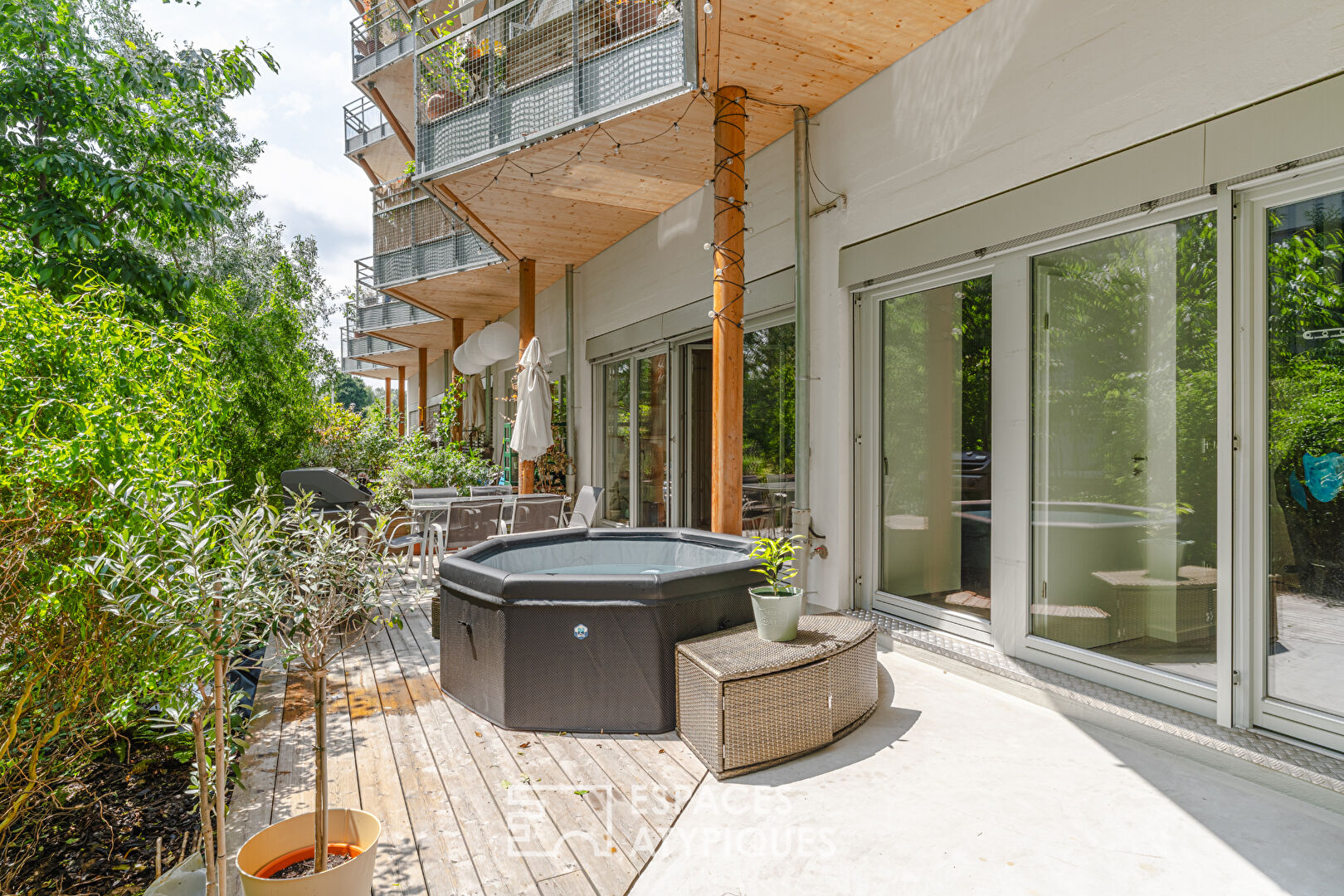 Loft contemporain avec terrasse quartier Coop