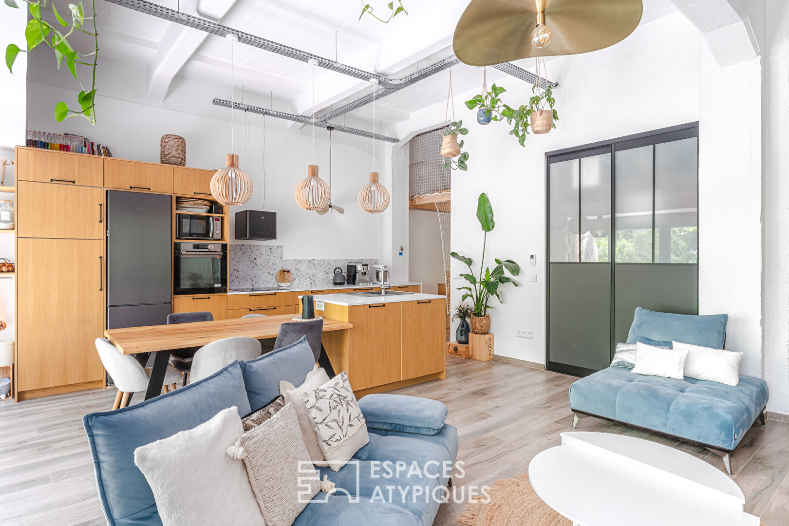 Loft contemporain avec terrasse quartier Coop