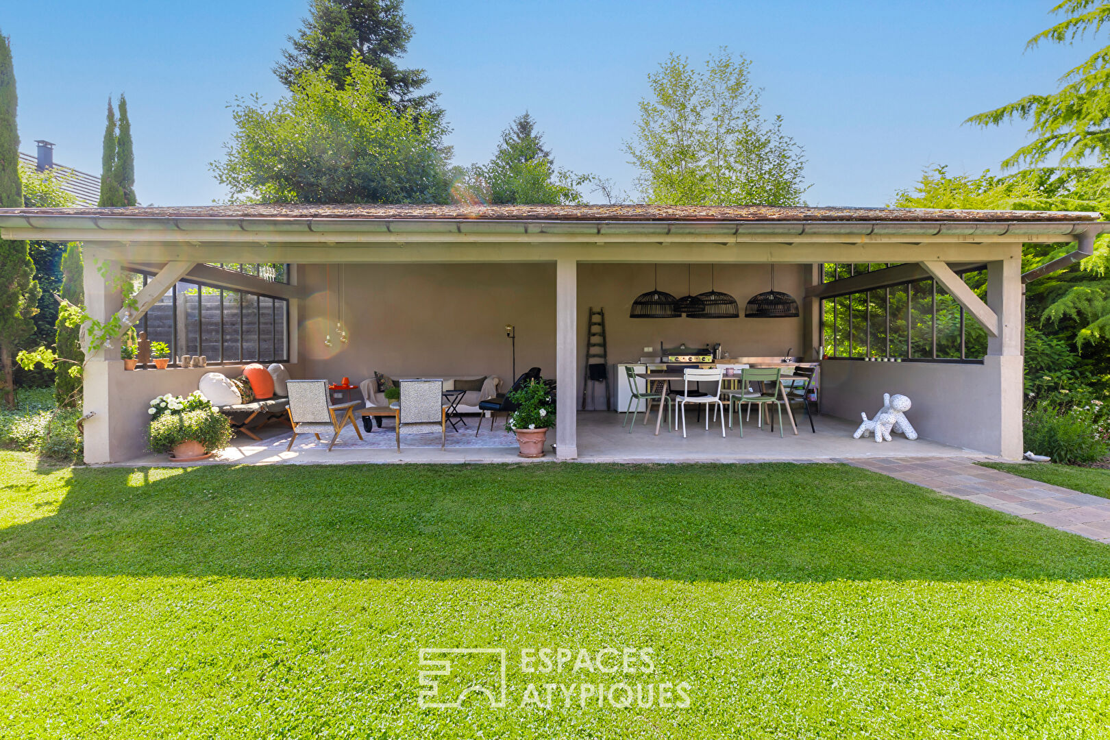 Maison d’architecte au calme avec piscine
