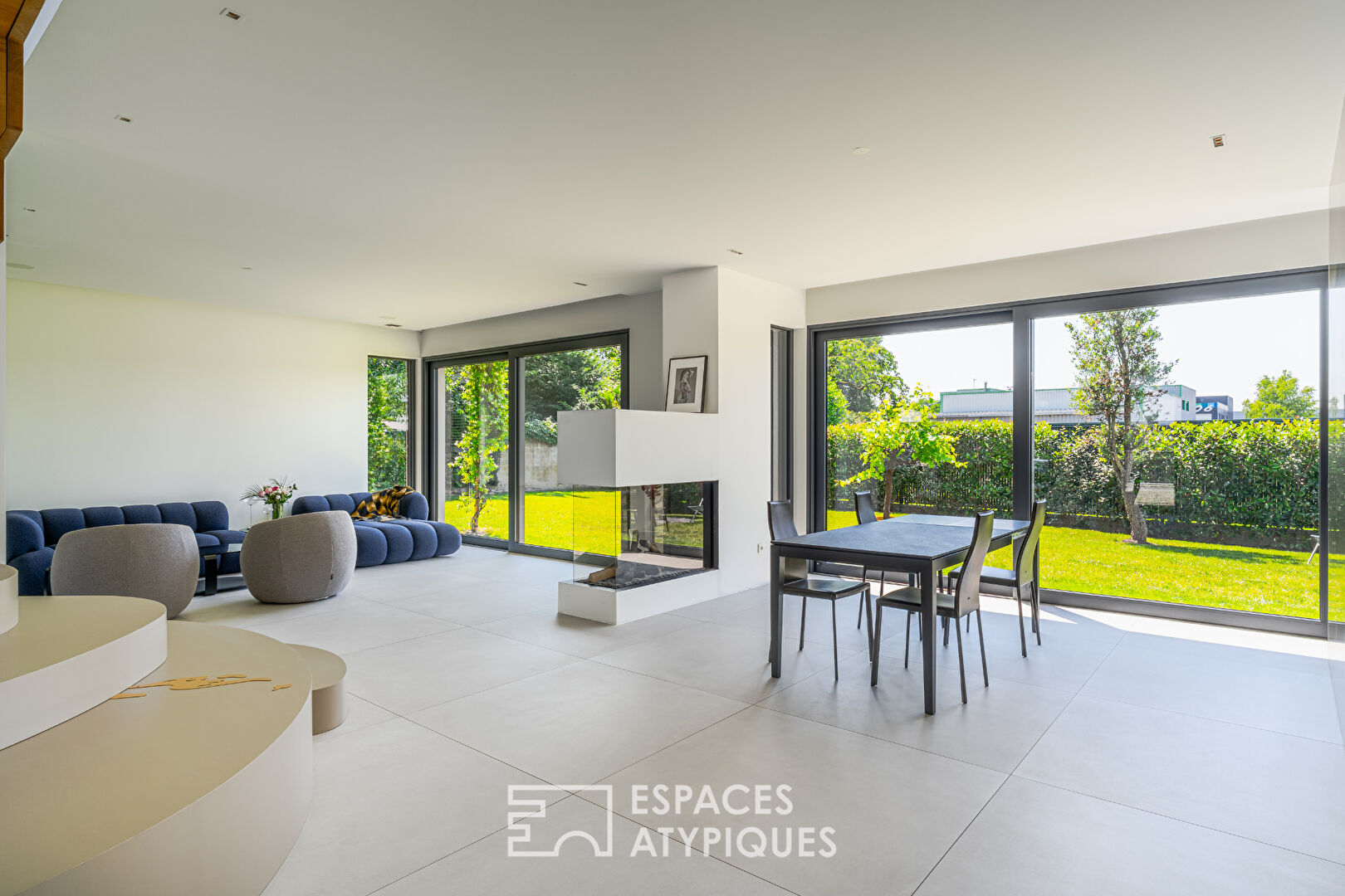 Villa contemporaine aux prestations haut de gamme