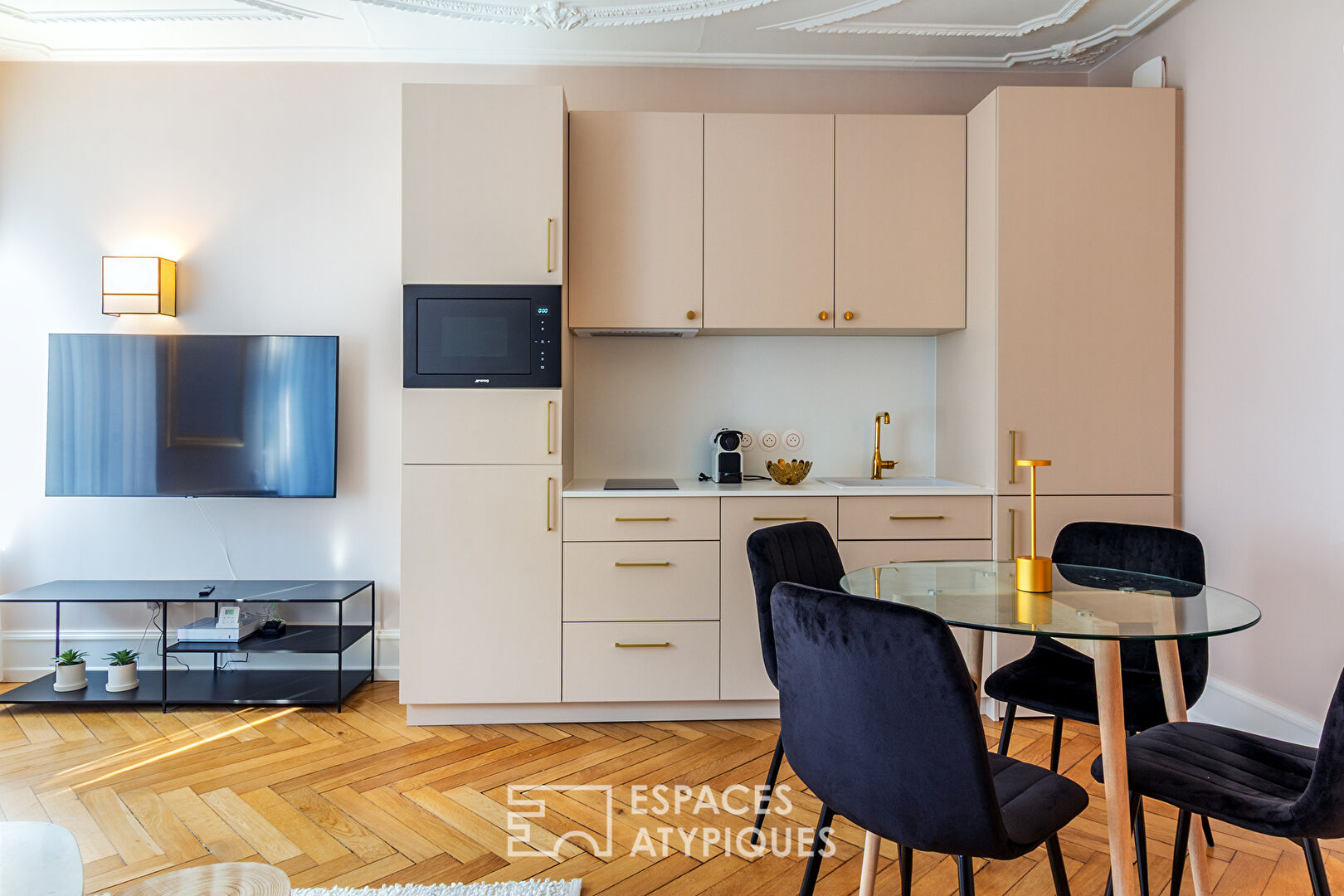 Furnished apartment at the foot of the cathedral