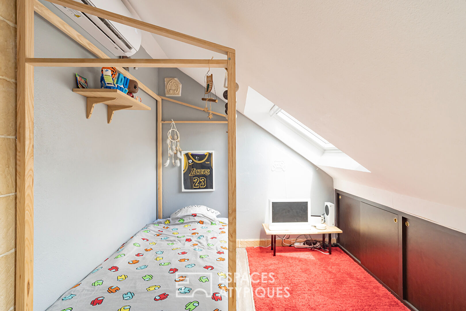Attic duplex in the old Graffenstaden district