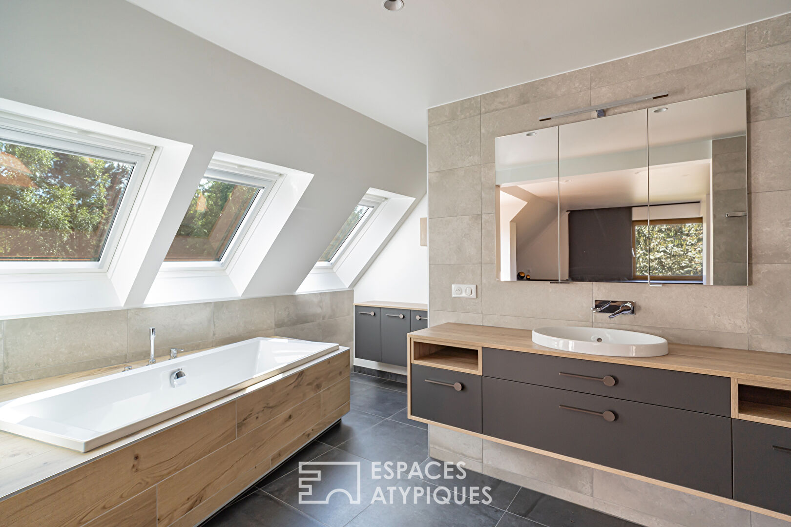 Architect-designed house in the Haut Barr district