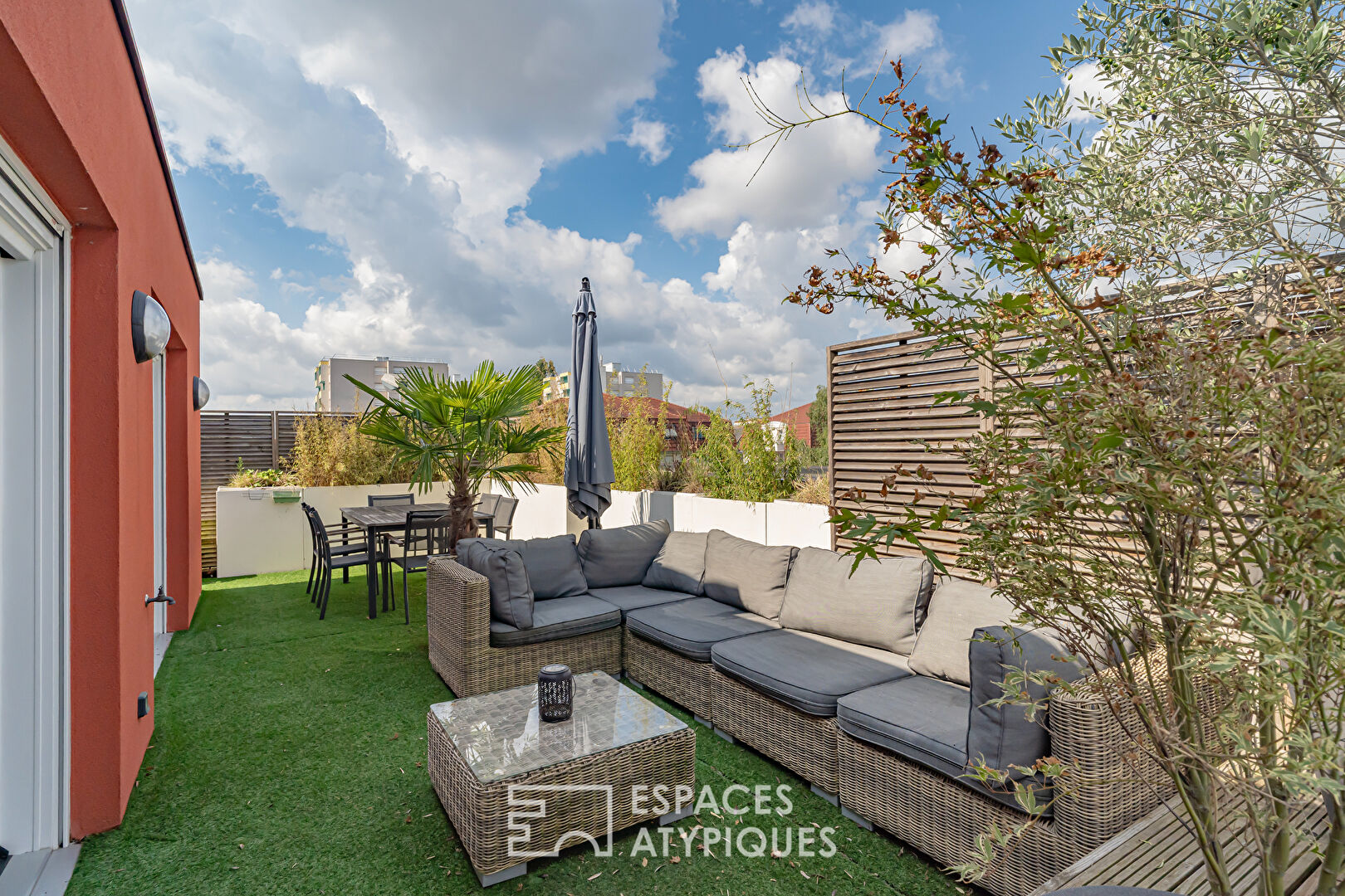 Appartement en dernier étage avec terrasse et jacuzzi