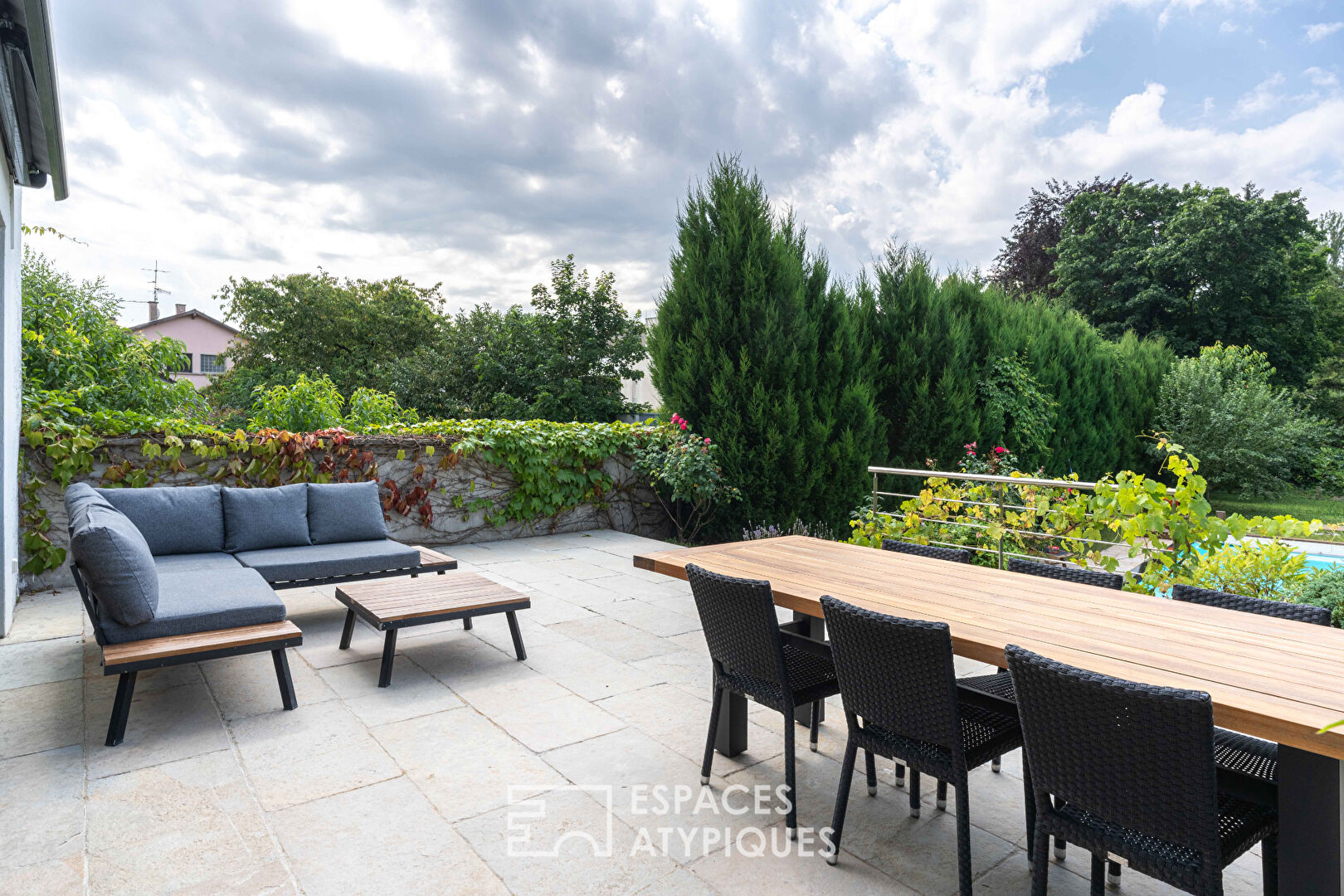 Renovated house with swimming pool in La Robertsau
