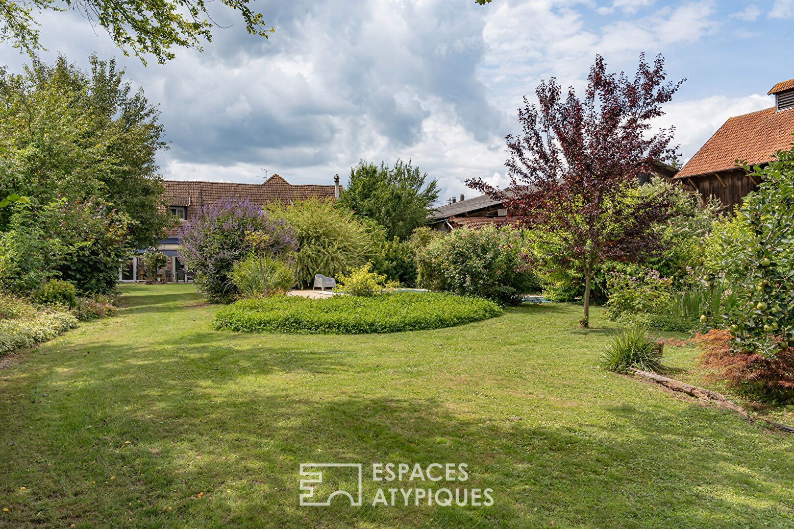 Charming property in a renovated farmhouse