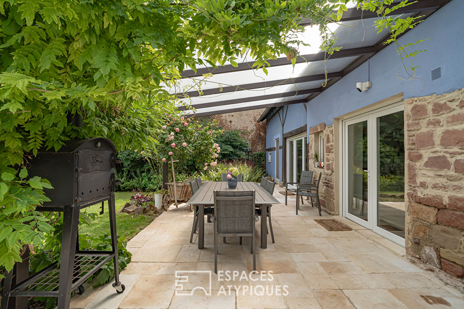 Charming property in a renovated farmhouse