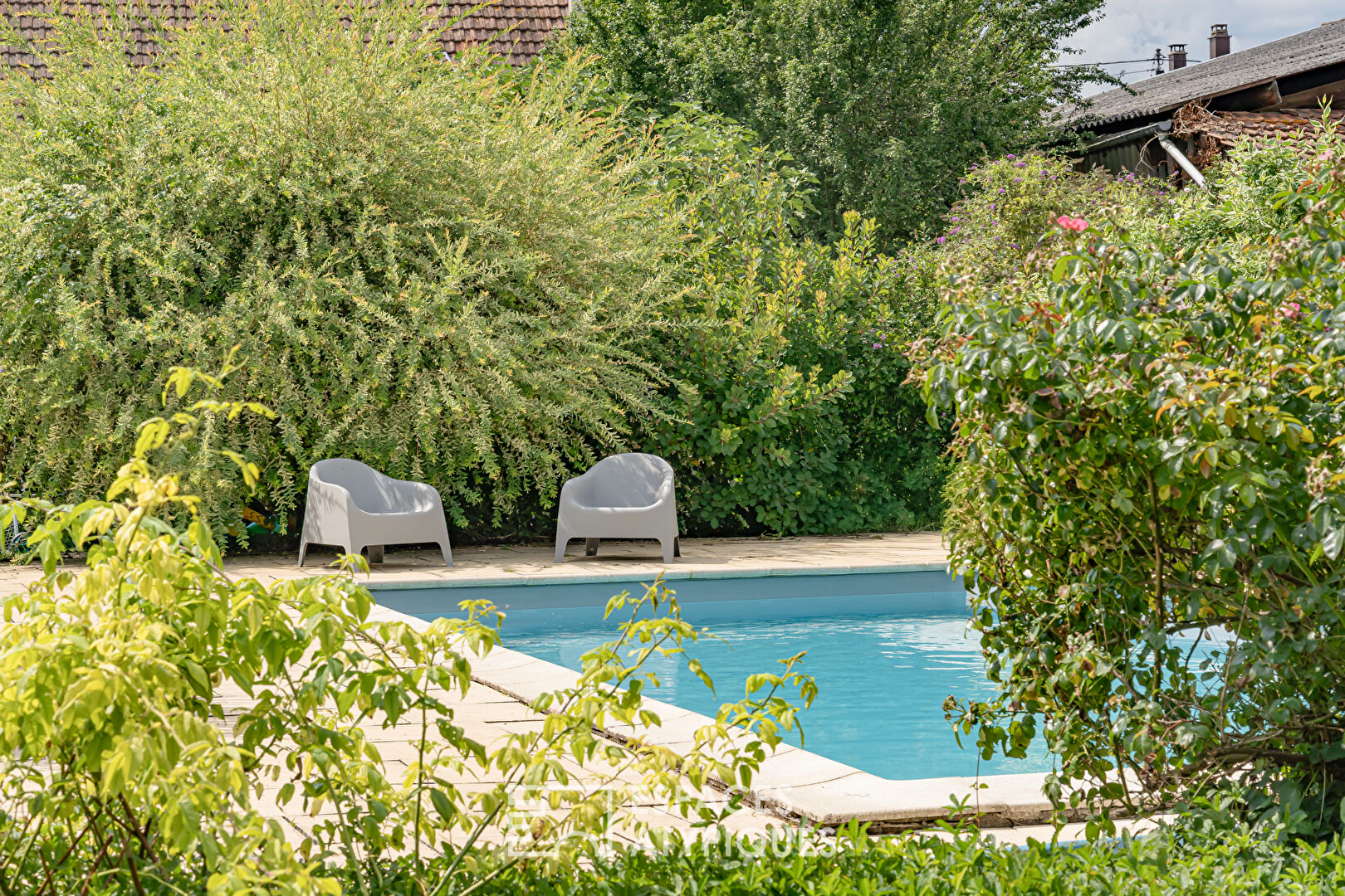 Charming property in a renovated farmhouse