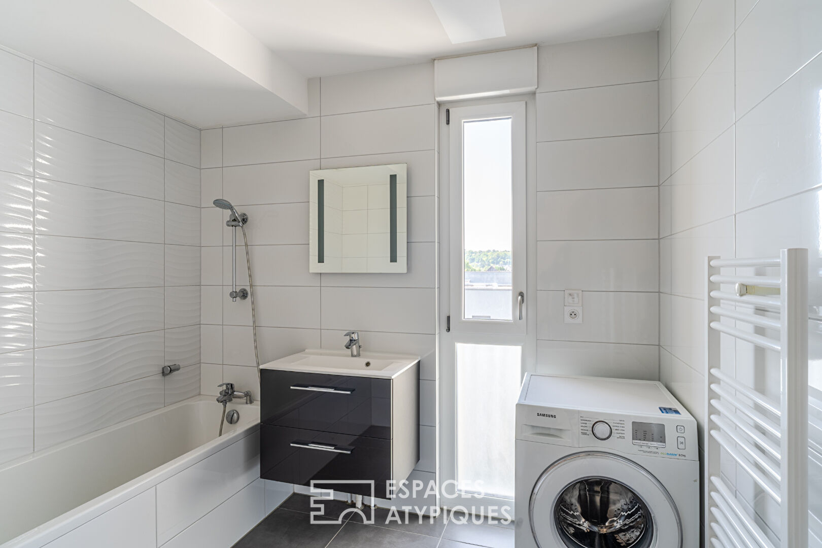 Attique contemporain avec terrasse aux portes de Strasbourg