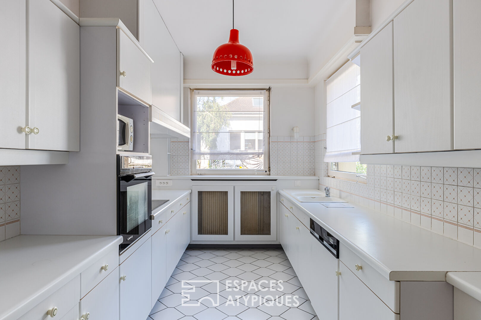 Maison des années 60 dans le quartier des villas