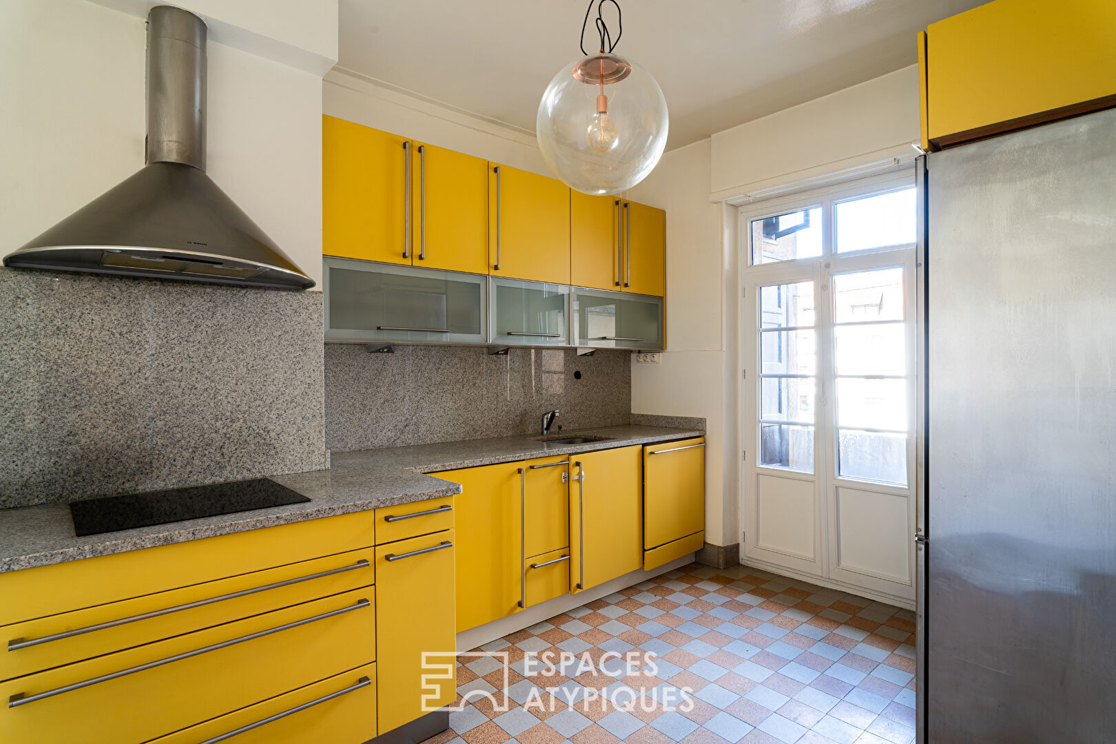 Appartement de caractère lumineux quartier de l’Orangerie