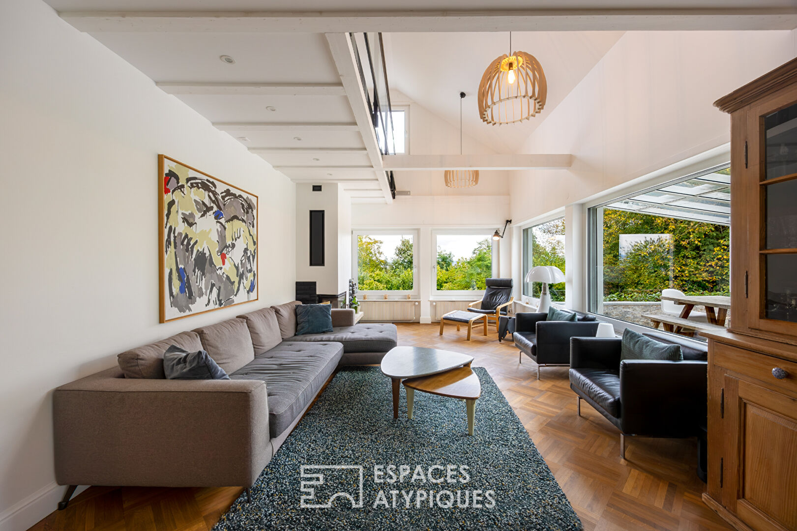 Renovated house with pool and large grounds on the Swiss border