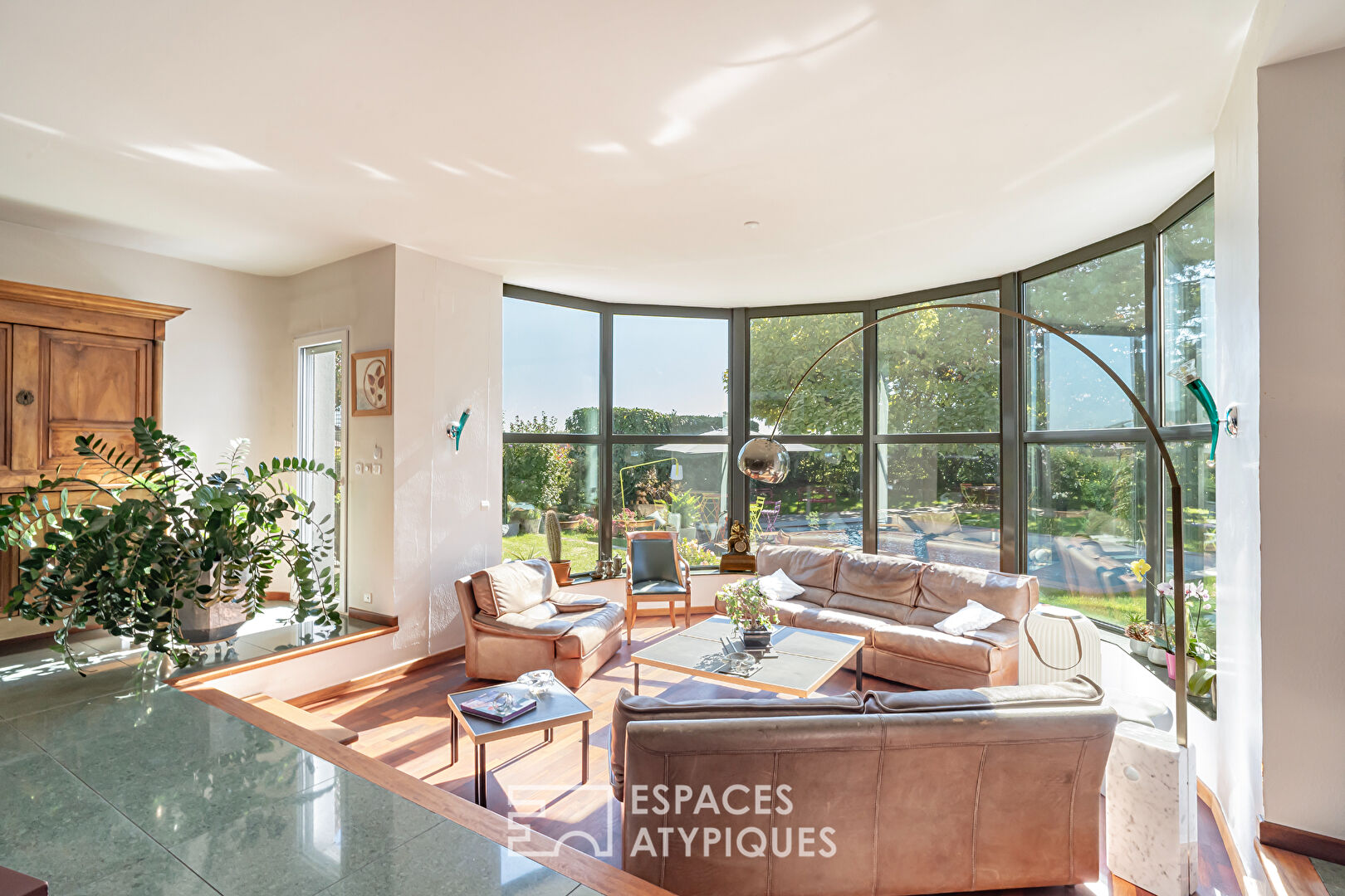 Maison d’architecte avec piscine à l’abri des regards