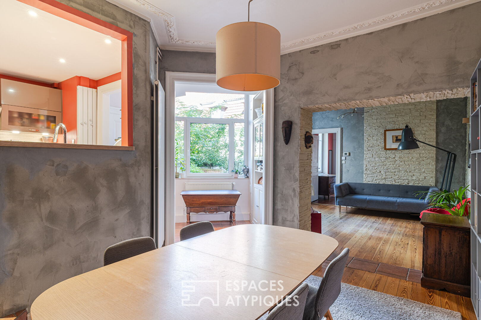 Appartement de caractère sur cour à la Neustadt