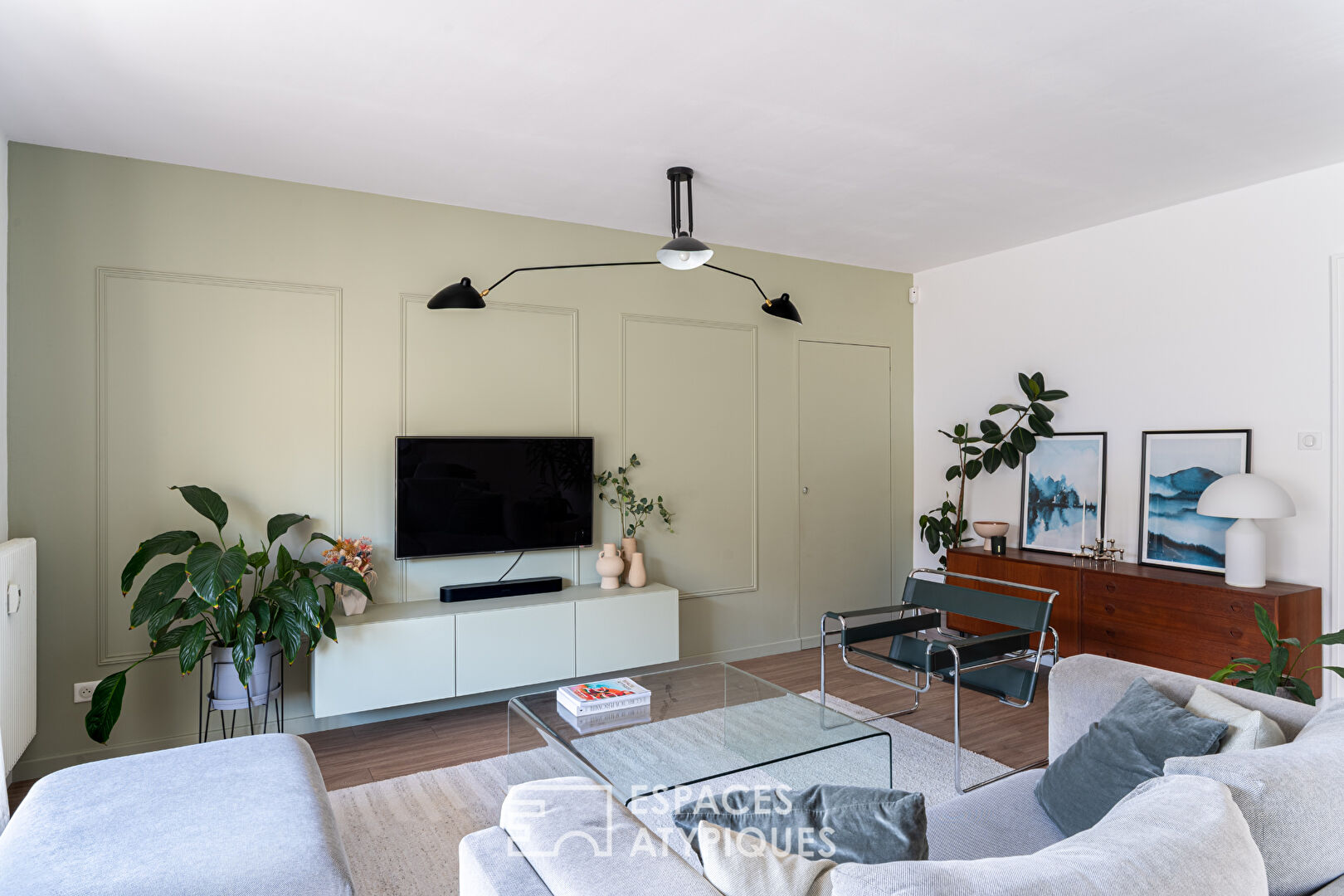 Renovated flat with terrace in the Orangerie district