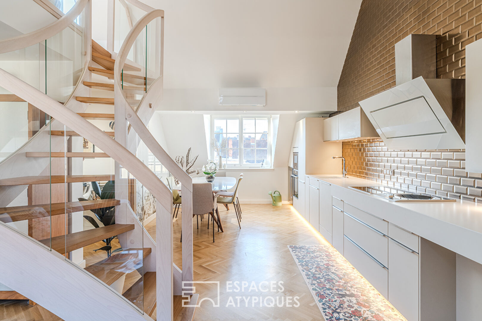 Appartement rénové avec terrasse et vue exceptionnelle