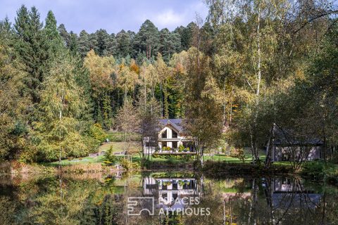 Chalet d’inspiration scandinave et son étang au coeur des Vosges du Nord