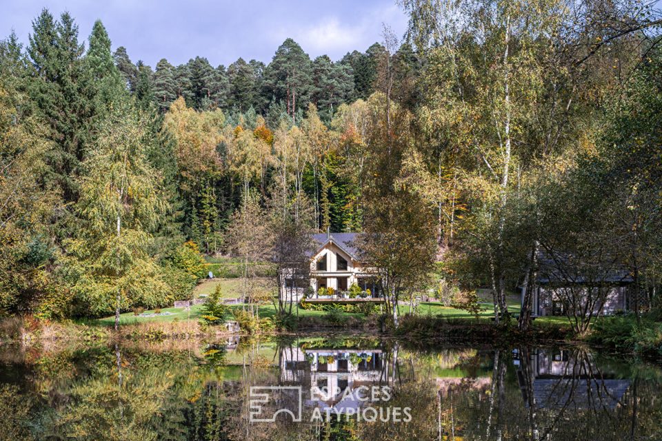Chalet d'inspiration scandinave et son étang au coeur des Vosges du Nord - Réf. 1668 Chalet d'inspiration scandinave et son étang au coeur des Vosges du Nord