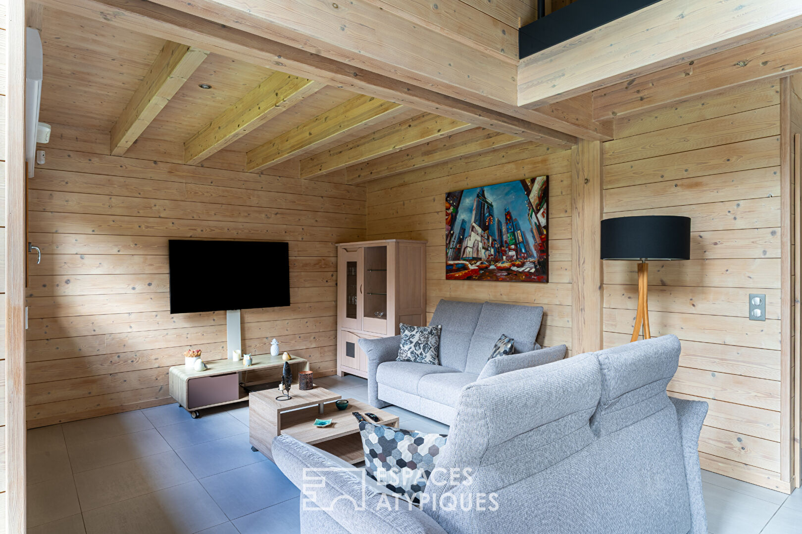 Chalet d’inspiration scandinave et son étang au coeur des Vosges du Nord