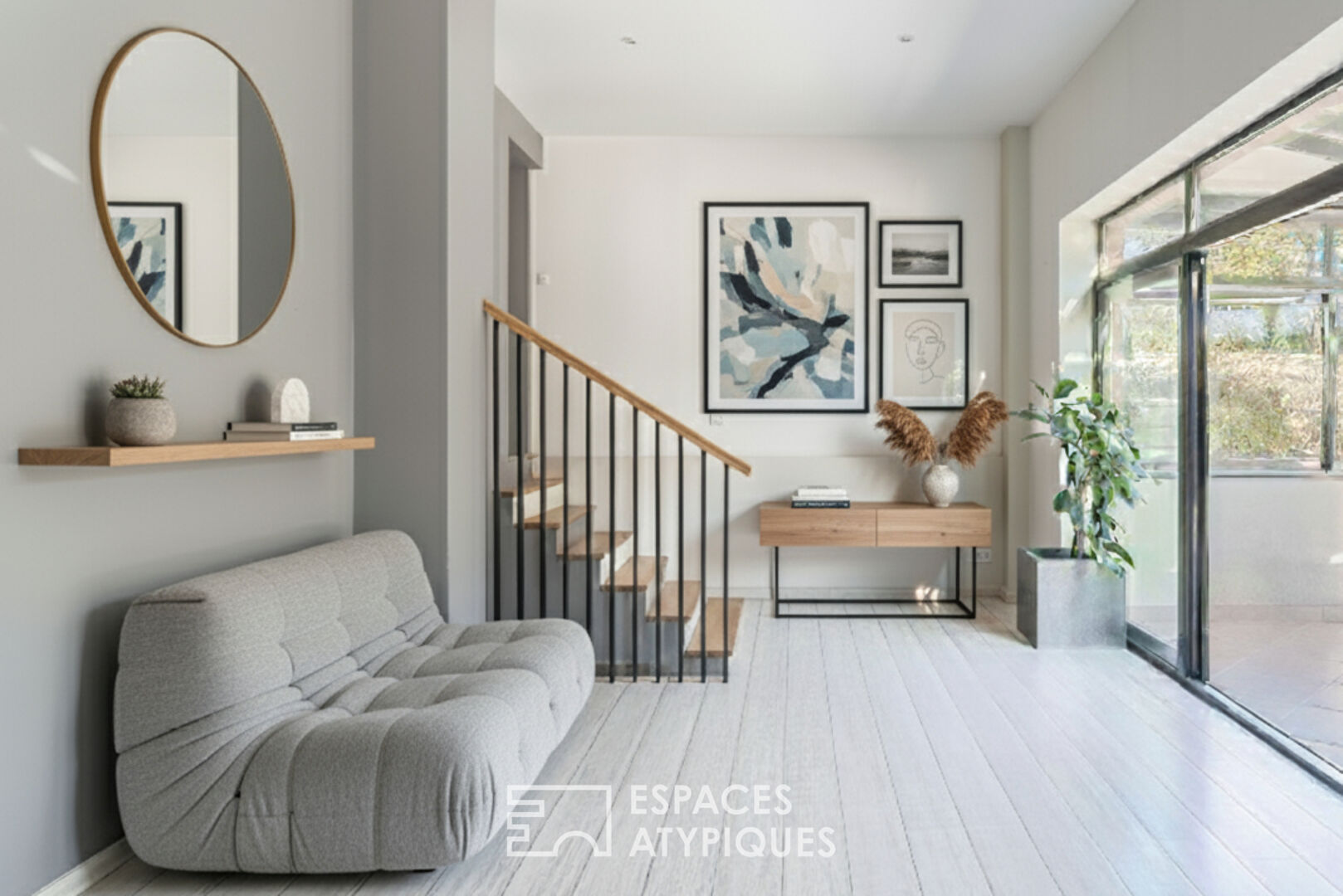 Maison années 30 et son extension contemporaine avec jardin paysagé