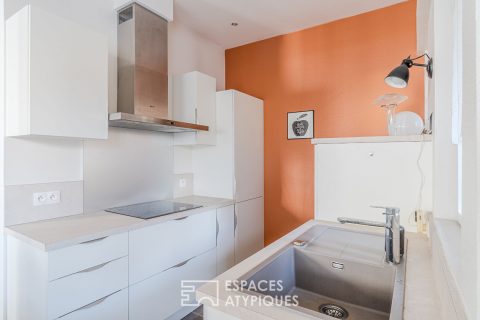 Appartement traversant rénové et son balcon quartier Contades